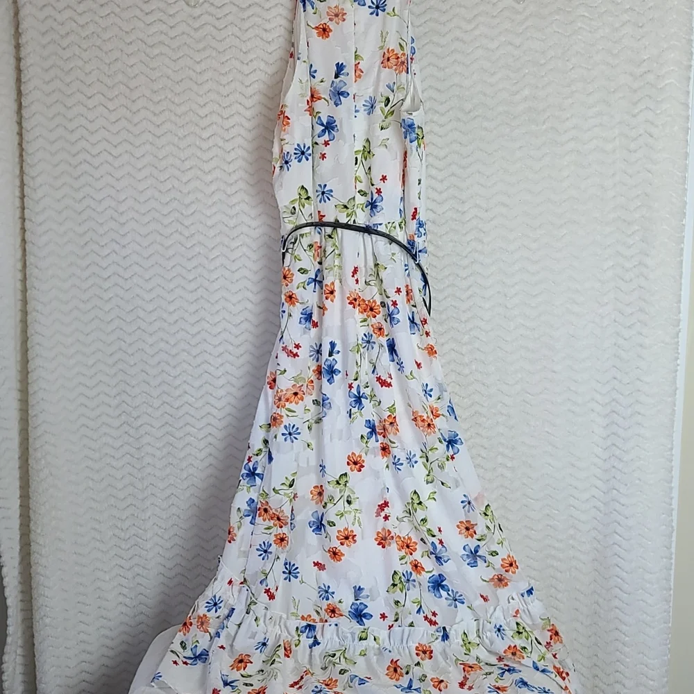 NWT ELLE sleeveless shear overlay floral dress with spring colored flowe… - Picture 4 of 9